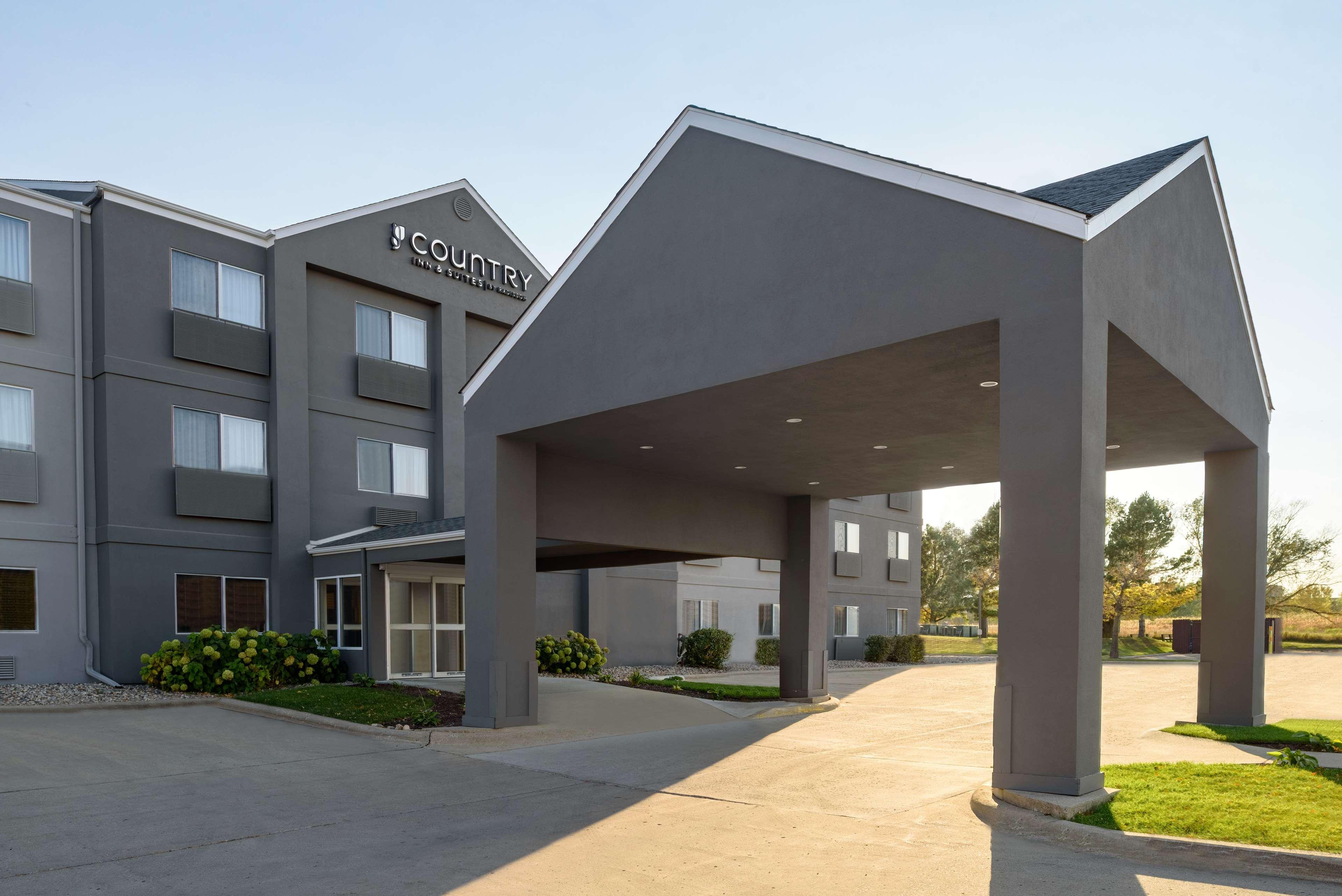 Country Inn & Suites By Radisson, Brookings Exterior foto